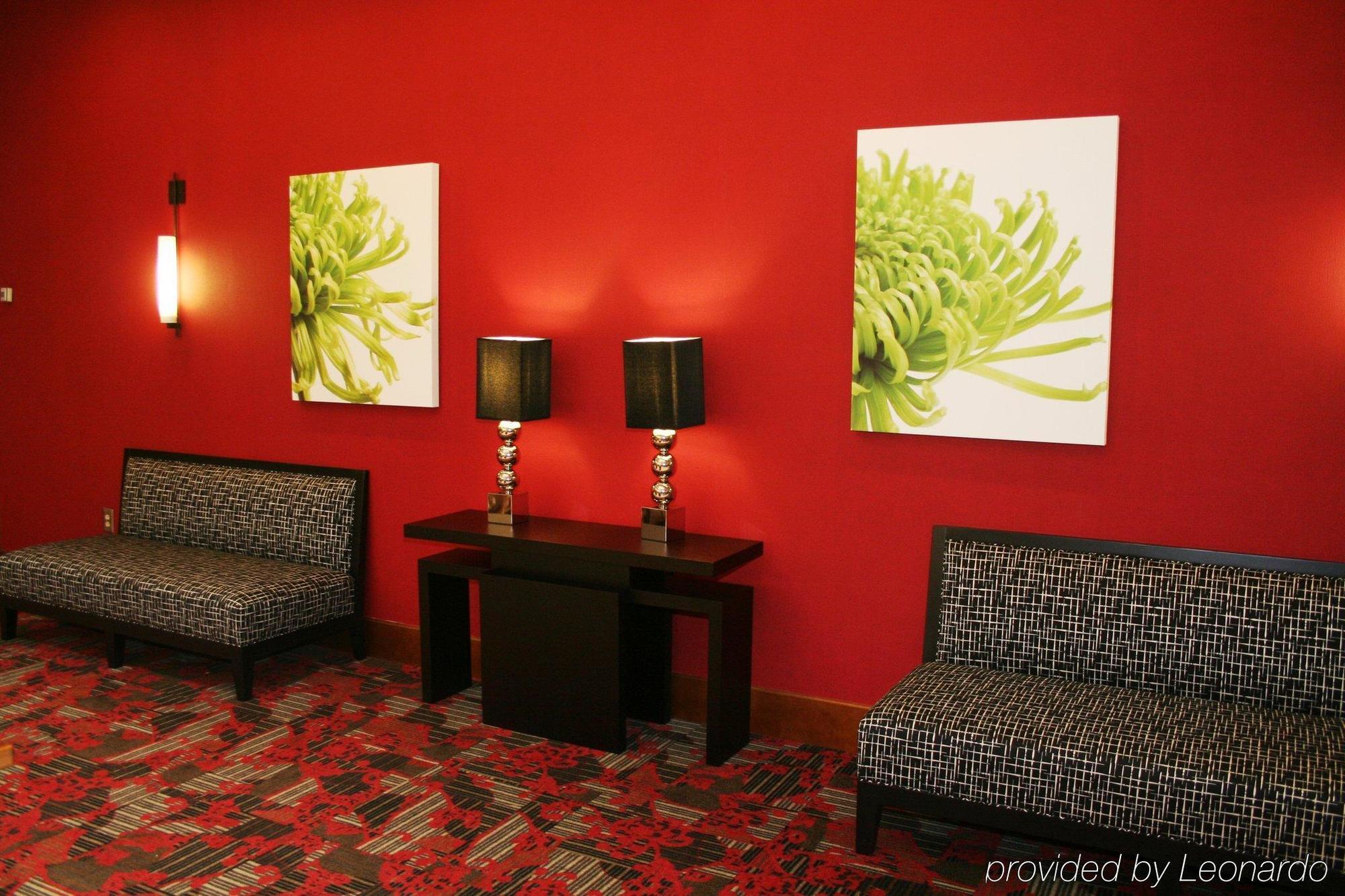 Embassy Suites By Hilton Atlanta Perimeter Center Sandy Springs Interior photo