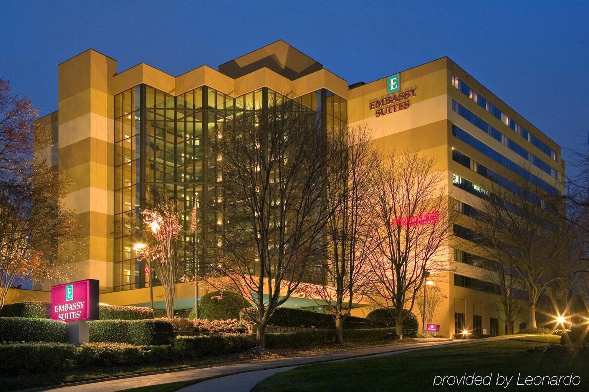 Embassy Suites By Hilton Atlanta Perimeter Center Sandy Springs Exterior photo