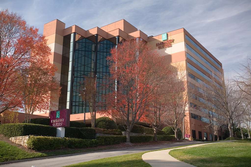 Embassy Suites By Hilton Atlanta Perimeter Center Sandy Springs Exterior photo